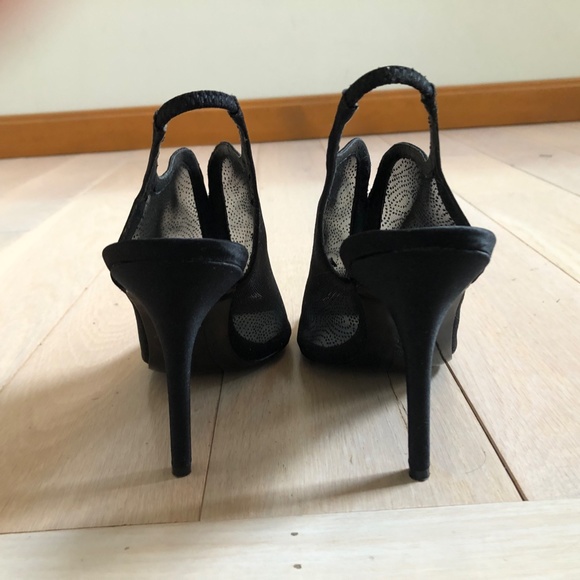 Black glittery sheer mesh open-toe sling-back dress shoes, size 8 - Picture 5 of 10